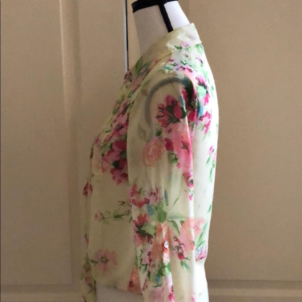 Light Yellow Floral Sheer Blouse - Size Small - Picture 4 of 6